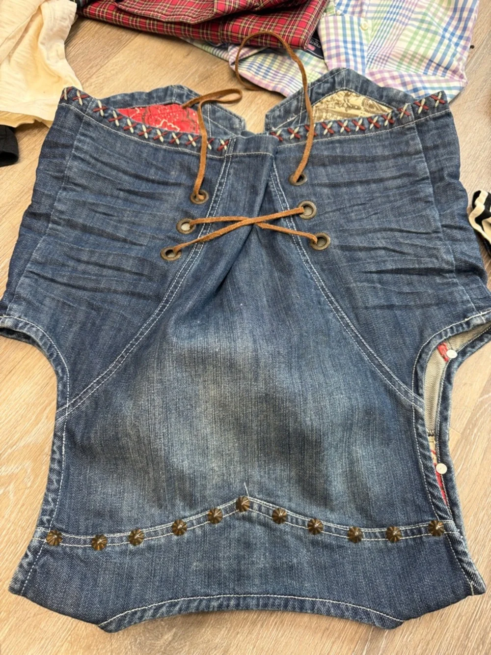 Double Ranch Embroidered Denim Vest with Red Bandana Accents Women's size small - Picture 7 of 10